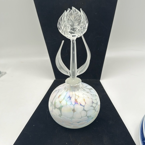 E & R Other - E & R perfume with Floral glass stopper